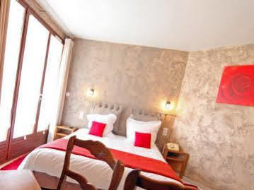 Logis Hotel Restaurant Des Voyageurs Le Malzieu-Ville Zewnętrze zdjęcie